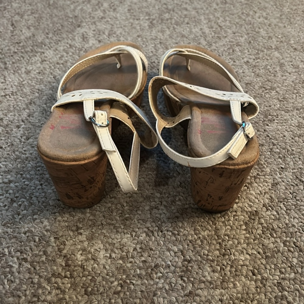 White & Tan Wedges - Picture 3 of 4